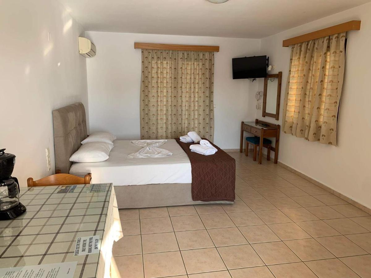 Pennystella Apartments Agia Pelagia  Extérieur photo