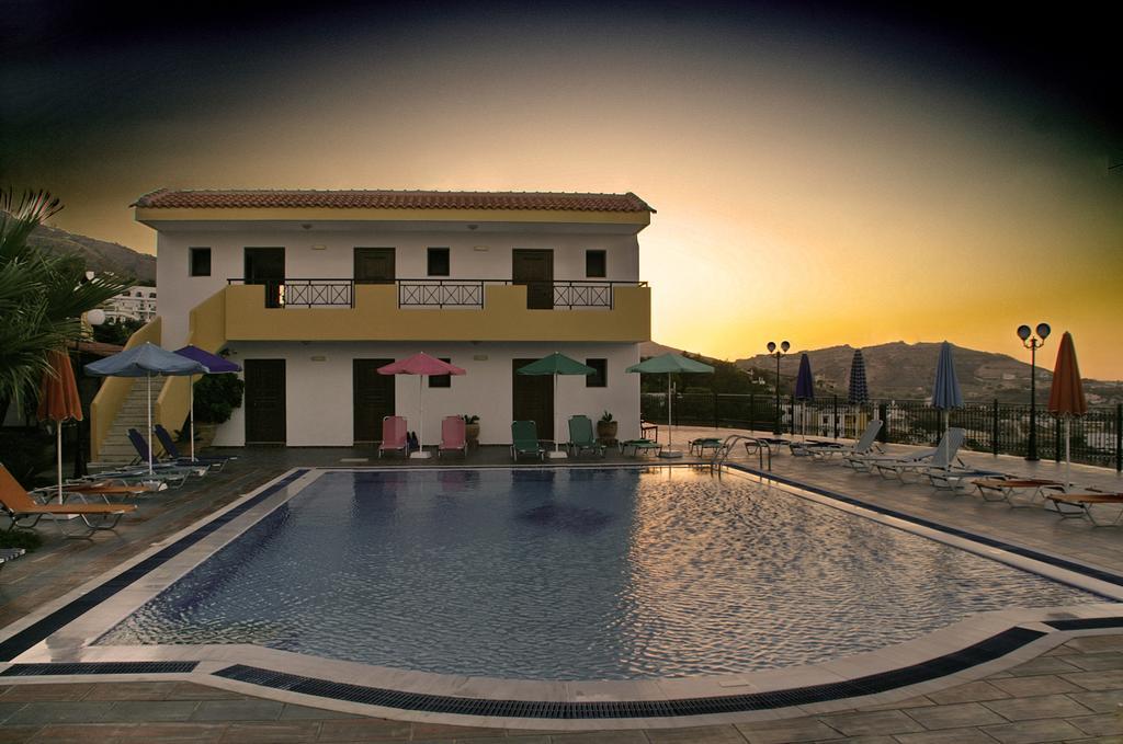 Pennystella Apartments Agia Pelagia  Extérieur photo